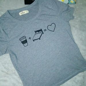 🛍 Hollister Sleep Top